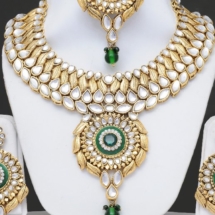 kundan-bridal-jewellery-online-wedding-jewellery-10